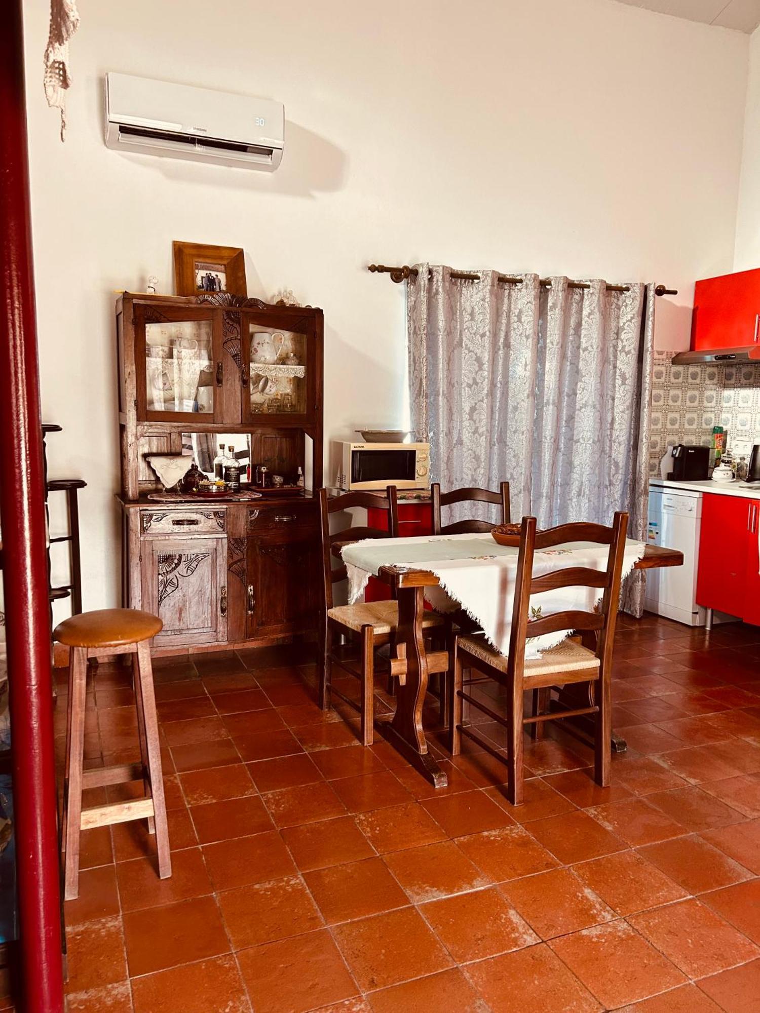 Mae Home Carril Калдас да Райна Екстериор снимка