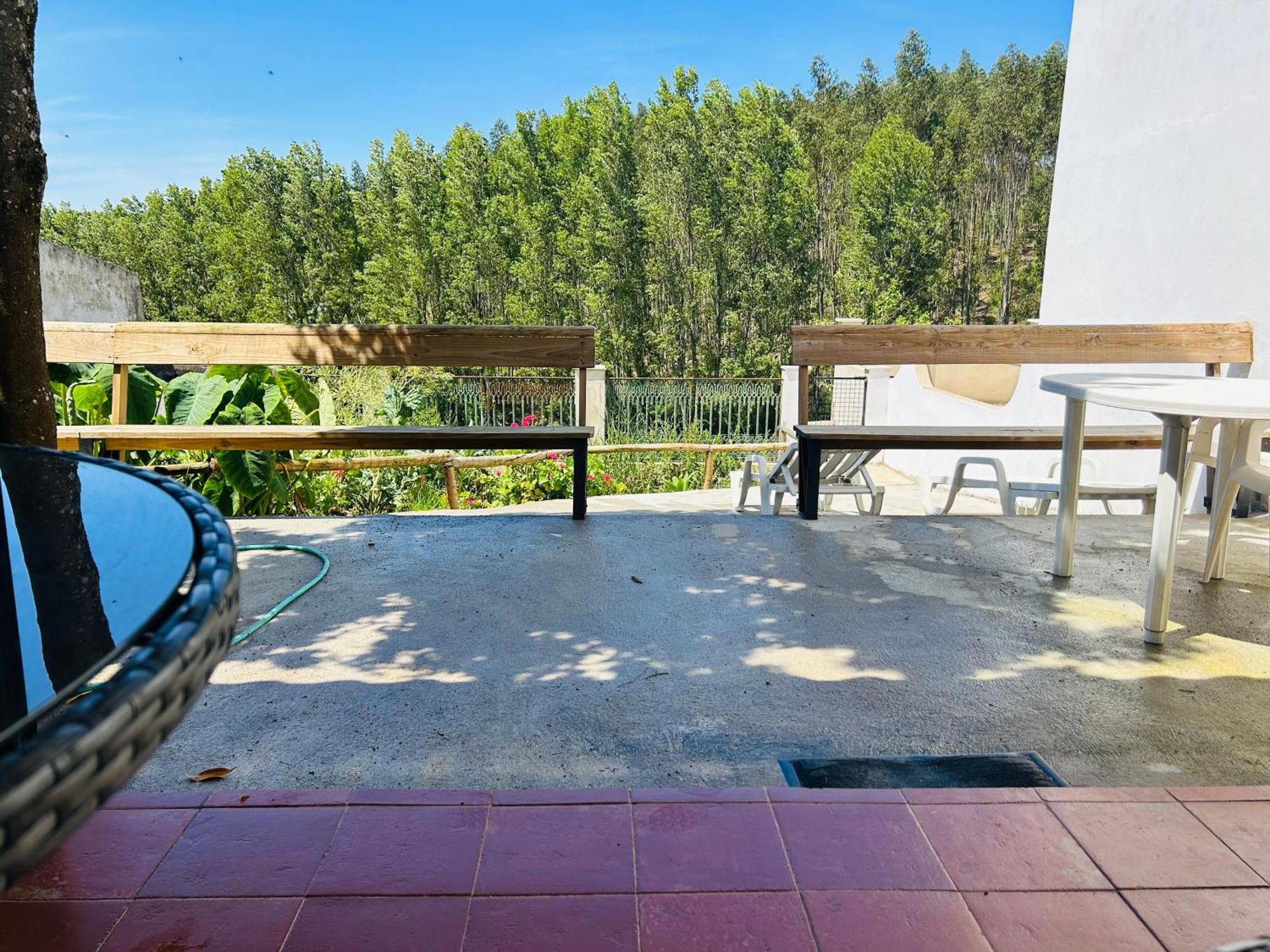 Mae Home Carril Калдас да Райна Екстериор снимка
