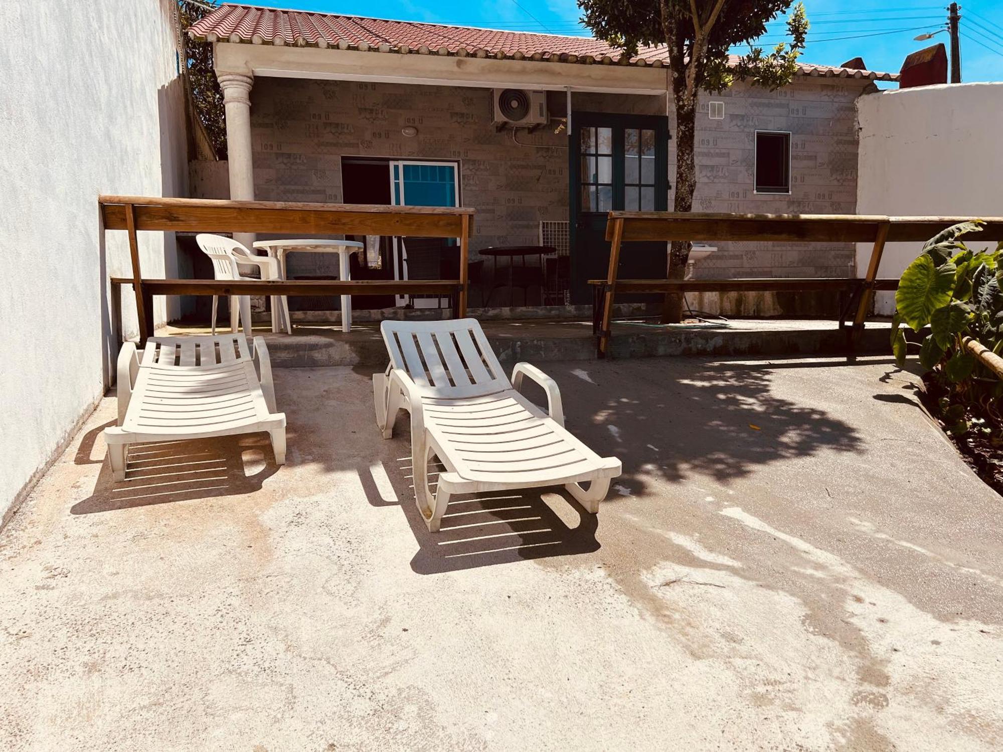 Mae Home Carril Калдас да Райна Екстериор снимка